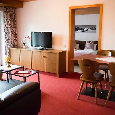 アパート Ausfernerhof